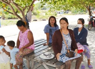 Residents of Lang Nern Community voted 131-30 to evict the Glory Hut Foundation charity, requiring it to relocate within six months.